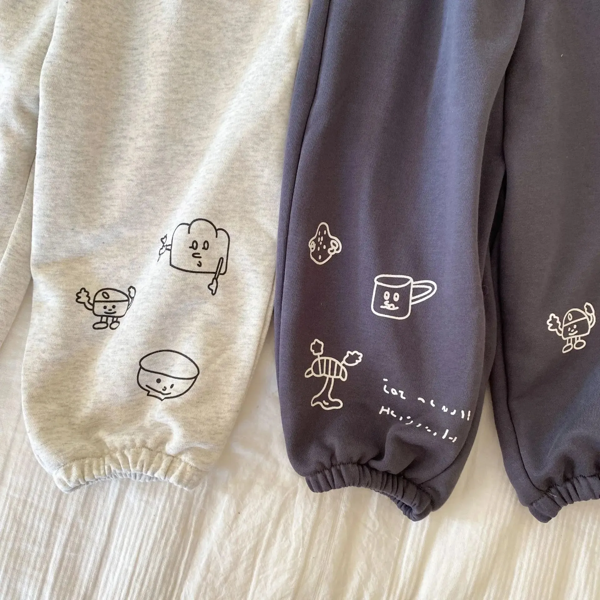 Autumn Children Clothes All-match Boy Girl Cartoon Print Sweatpants Loose Baby Cotton Pencil Pants Fashion Kid Casual Trousers