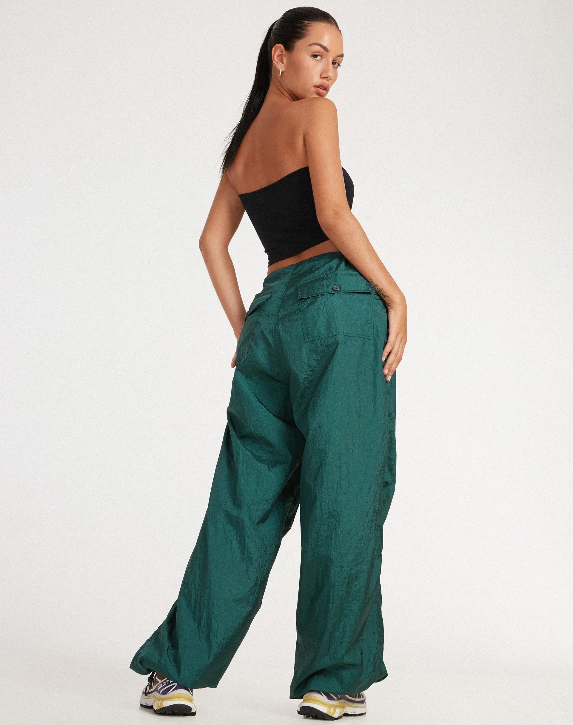 Chute Trouser in Parachute Bottle Green