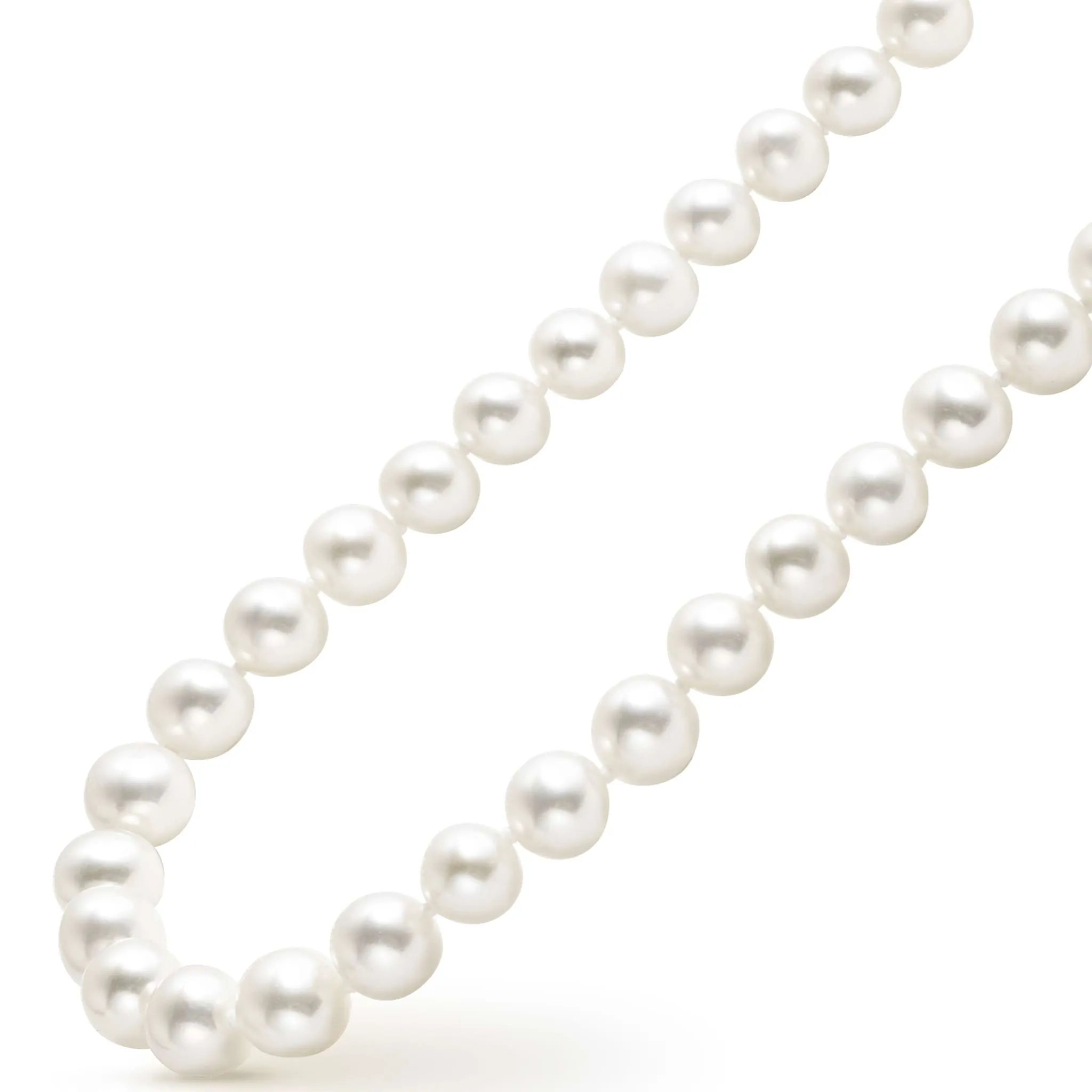 Luna Pearl Necklace